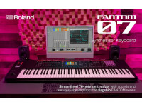 <b>Roland FANTOM-07 Sintetizador 3.500 Sons Sampling Visor TOUCH a Cores 76-teclas</b>