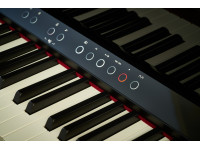 <b>Roland LX-6-PE piano digital vertical preto polido BEST-SELLER</b>