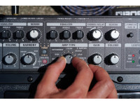 <b>BOSS CUBE STREET II BLACK Coluna Portátil Stereo preta Alimentação Pilhas Multi-efeitos MULTI-INSTRUMENTOS BEST-SELLER</b>