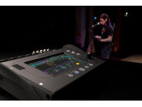 Allen & Heath  CQ12T