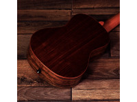 Barnes & Mullins Concert Ukulele Walnut 