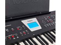 <b>Roland BK-3 Intelligent Arranger 850 Sons 250 Ritmos 61-teclas</b>