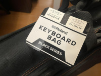 <b>Roland CB-B76 Saco transporte almofadado para Teclados Pianos Sintetizadores Arrangers 76 teclas</b>