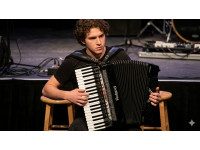 <b>Roland FR-8X-BK Acordeão Electrónico Profissional de Teclas Preto saco transporte incluído BEST-SELLER</b>