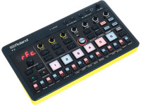  Échantillonneurs Roland P-6 Échantillonneur portable le plus puissant du marché AIRA COMPACT