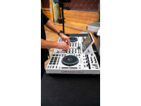 Denon DJ  PRIME 4+ WHITE