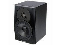 dynaudio-lyd-5-black_6a032d9800052.jpg