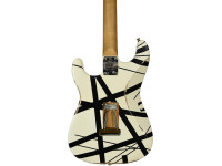 EVH  Striped Series 78 Eruption Maple Fingerboard White with Black Stripes Relic