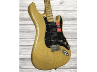 fender-american-pro-strat-ash-ltd-butterscotch_5e68dab25b1a4.jpg