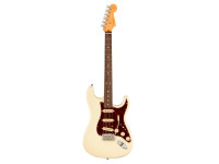 Fender American Professional II Stratocaster RW Olympic White - Ex-démo - Guitare électrique Fender American Professional II Stratocaster d'occasion (modèle de démonstration), Corps en aulne avec une finition en uréthane brillant., Tableau de bord avec profil Deep C., To... Fender American Professional II Stratocaster RW Olympic White - Ex-démo - Guitare électrique Fender American Professional II Stratocaster d'occasion (modèle de démonstration), Corps en aulne avec une finition en uréthane brillant., Tableau de bord avec profil Deep C., To...