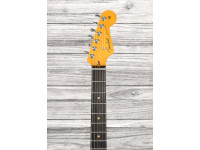 fender-american-ultra-luxe-vintage-60s-stratocaster-hss-fiesta-red_6a6c7754e4e13.jpg