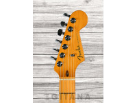 fender-american-ultra-strat-hss-mn-uburst_635112b338a39.jpg