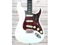 fender-american-ultra-strat-rw-arctic-pearl_5eda1f7a8c780.jpg
