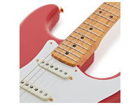 fender-custom-shop-limited-edition-59-strat-nos-with-gold-hardware-fiesta-red_650b18761b15f.jpg