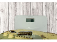 Fender Custom Shop Limited Edition 60 Dualmag II Stratocaster Super Heavy Relic Aged Vintage White