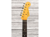 Fender Custom Shop Limited Edition 63 Stratocaster Journeyman Candy Apple Red<b>Made in USA</b> Corpo: Alder Braço: Rift Sawn Maple <b>Perfil do braço: 60 Style Oval 