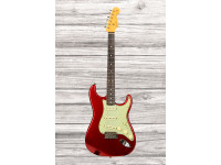 Fender Custom Shop Limited Edition 63 Stratocaster Journeyman Candy Apple Red<b>Made in USA</b> Corpo: Alder Braço: Rift Sawn Maple <b>Perfil do braço: 60 Style Oval 