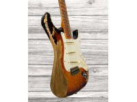 fender-custom-shop-limited-edition-red-hot-super-heavy-relic-maple-fingerboard-faded-aged-chocolate-3-color-sunburst_641c7ed664fa9.jpg