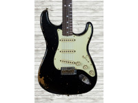 fender-custom-shop-michael-landau-signature-1968-relic-black_60fff93778b67.jpg