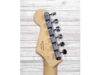 fender-her-strat-chrome-glow_5fbfda33499e3.jpg