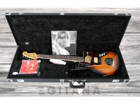 fender-kurt-cobain-jaguar_63751e423e021.jpg