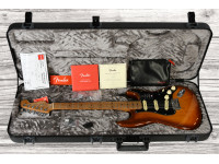 Fender  Limited Edition American Ultra Roasted Maple Fingerboard Honey Burst