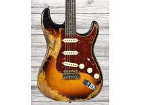 fender-limited-edition-roasted-61-super-heavy-relic-flat-lam-rosewood-fingerboard-aged-3-color-sunburst_63d7d452183e8.jpg