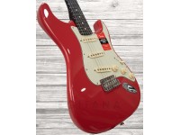 fender-lt-ed-american-pro-stratocaster-rw-fiesta-red_5f60e64dcdf68.jpg
