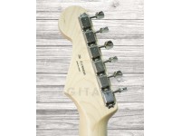 fender-made-in-japan-hybrid-stratocaster-indigo_5efe086ab4bbb.jpg