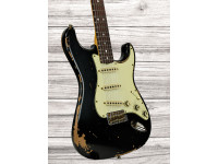 Fender  Michael Landau Signature 1968 Stratocaster Round-Laminated Rosewood Black