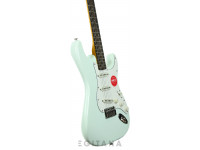 fender-sq-fsr-cv-70s-strat-sonic-blue_611b836375de1.jpg