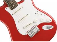 fender-squier-bullet-strat-ht-rw-fr_5a1c2b267bd76.jpg