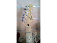 fender-standart-stratocaster-mn-cmb_56016715094a5.jpg