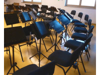 Guil   Cadeira de orquestra com assento e encosto reguláveis