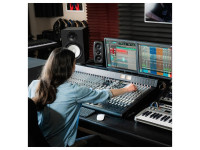 IK Multimedia iLoud MTM MKII Single IK Multimedia iLoud MTM MKII Single