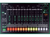 roland-tr-8_599471667a2c1.jpg