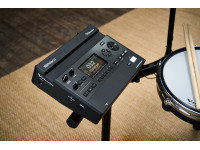 roland-v31-v-drums-sound-module_68e696d56ebcf.jpg
