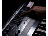 Roland VR-09 V-Combo Sintetizador Orgão Piano
