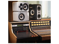 Universal Audio  Apollo x16 Gen2 Essentials+