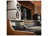 Universal Audio  Apollo x16 Gen2 Essentials+